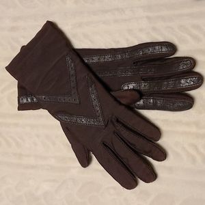 Isotoner Brown Gloves